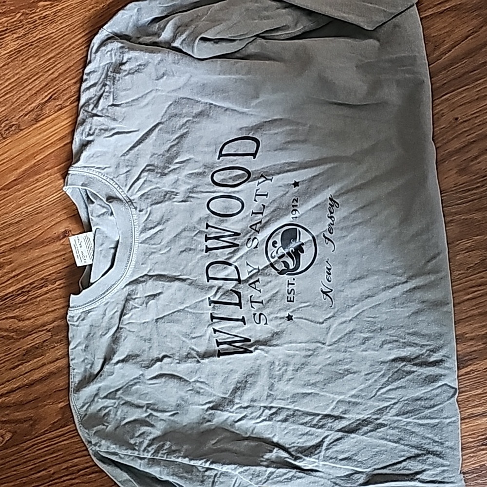 Long sleeve top wildwood nj